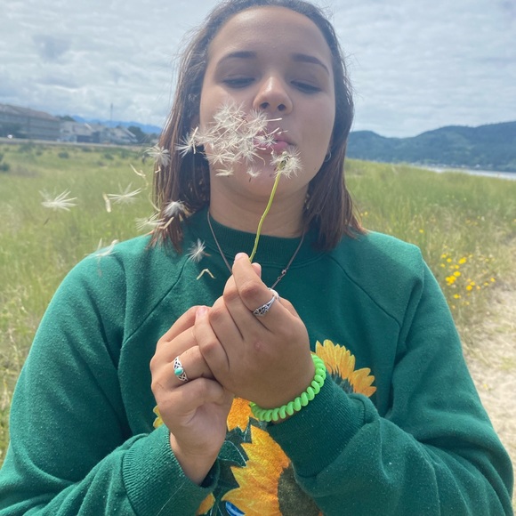 Meet your Posher, Amelia - Picture 1 of 1